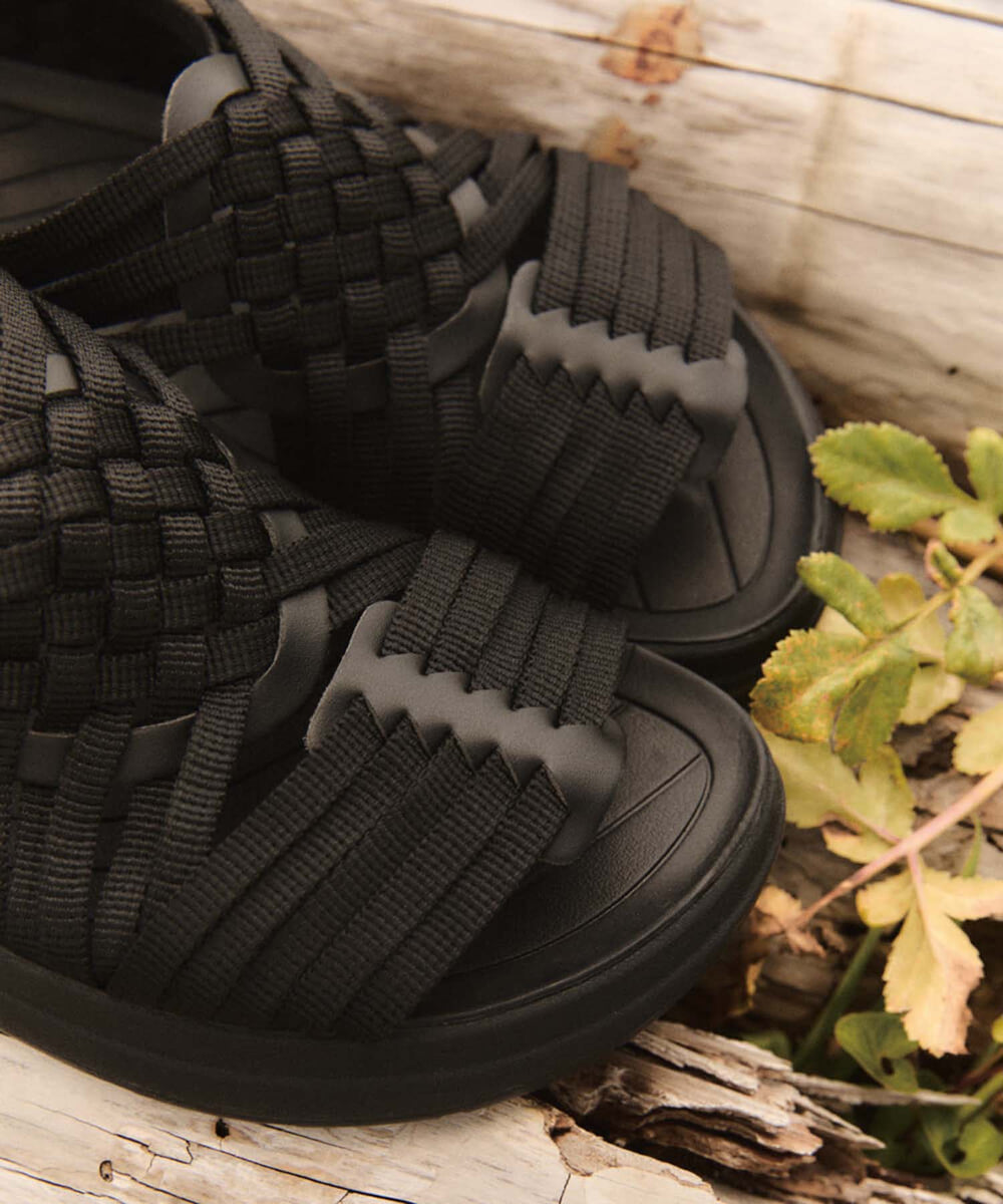 CANYON BLACK/BLACK – malibusandals.jp