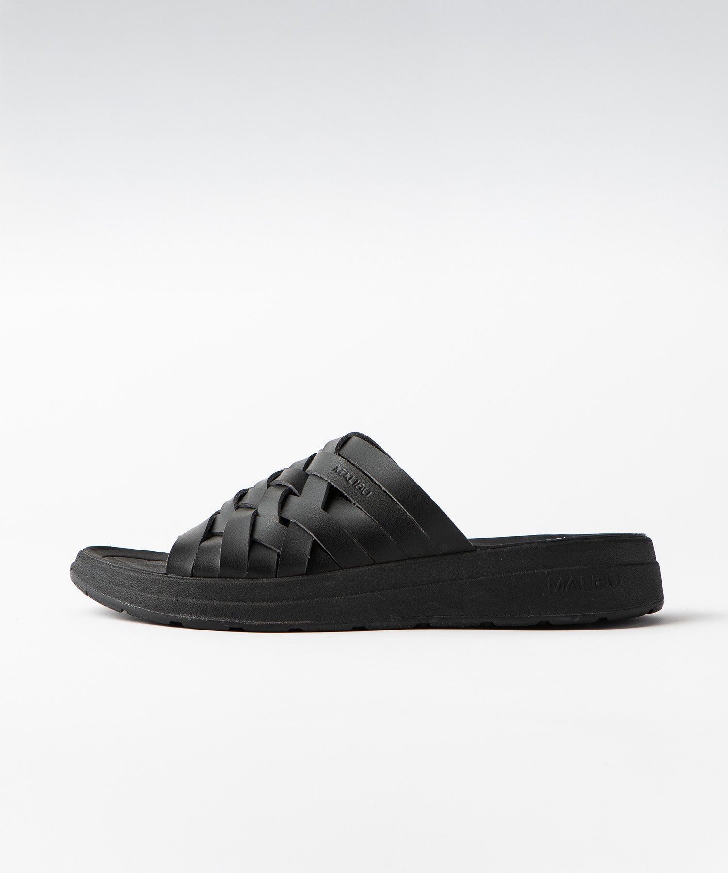 本日2,000円引き！ZUMA BLACK EDDITION 153cm ZUMA BLACK/BLACK – malibusandals.jp
