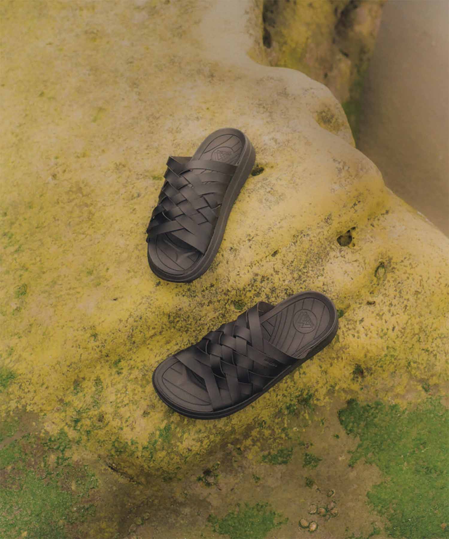 本日2,000円引き！ZUMA BLACK EDDITION 153cm ZUMA BLACK/BLACK – malibusandals.jp